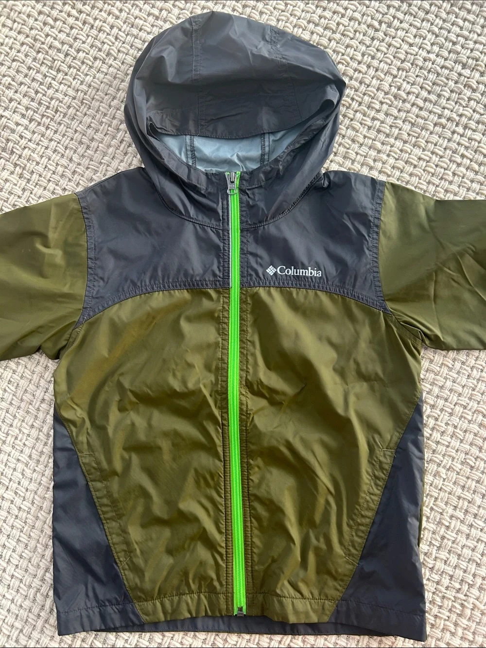 •COLUMBIA• Rain Jacket